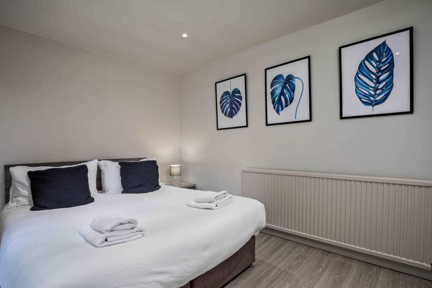 3 Bedroom Bungalow Close To Peak District With Garden Sheffield Exteriör bild