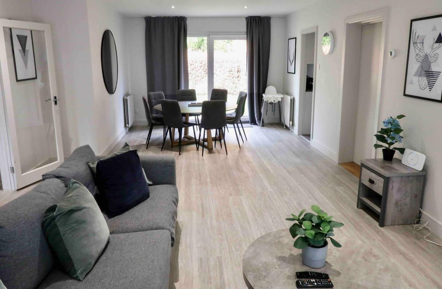 3 Bedroom Bungalow Close To Peak District With Garden Sheffield Exteriör bild